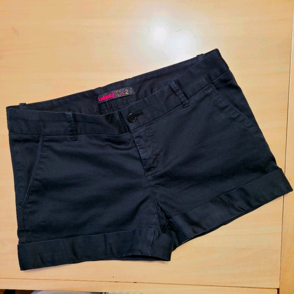 Women's Aritizia Talula black shorts